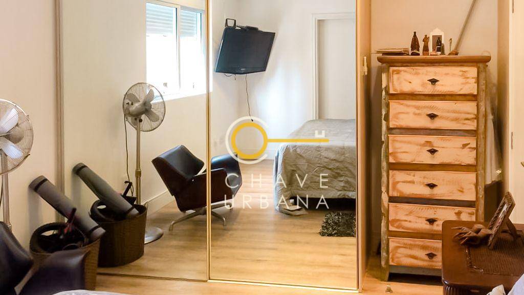 Apartamento à venda com 3 quartos, 138m² - Foto 9