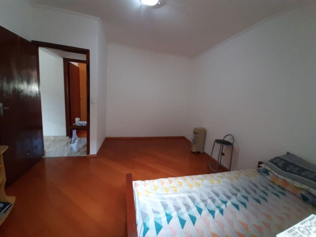 Sobrado à venda com 3 quartos, 220m² - Foto 18