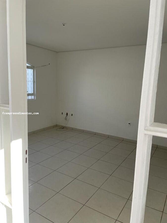 Casa à venda com 2 quartos, 140m² - Foto 6