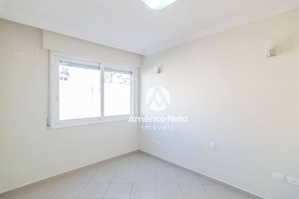 Apartamento para alugar com 4 quartos, 140m² - Foto 43