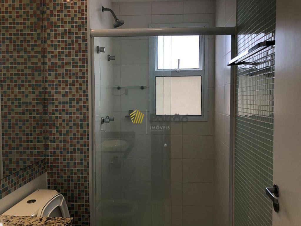 Apartamento à venda com 3 quartos, 107m² - Foto 12