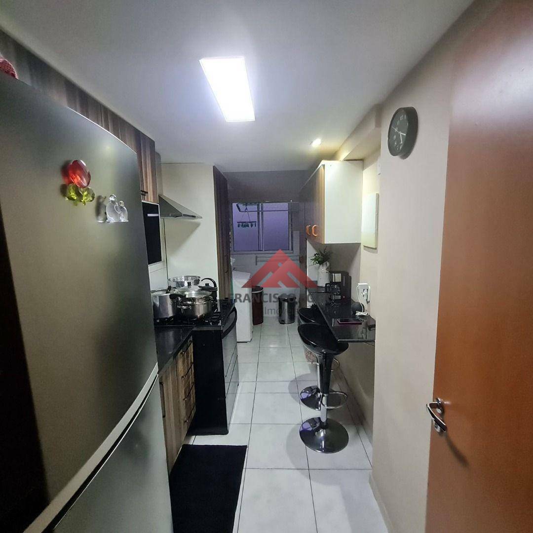 Apartamento à venda com 2 quartos, 60m² - Foto 10