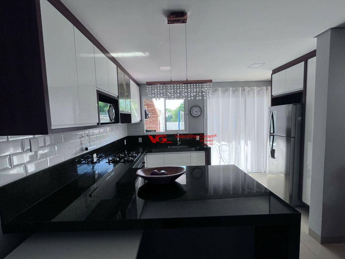 Casa à venda com 3 quartos, 138m² - Foto 6