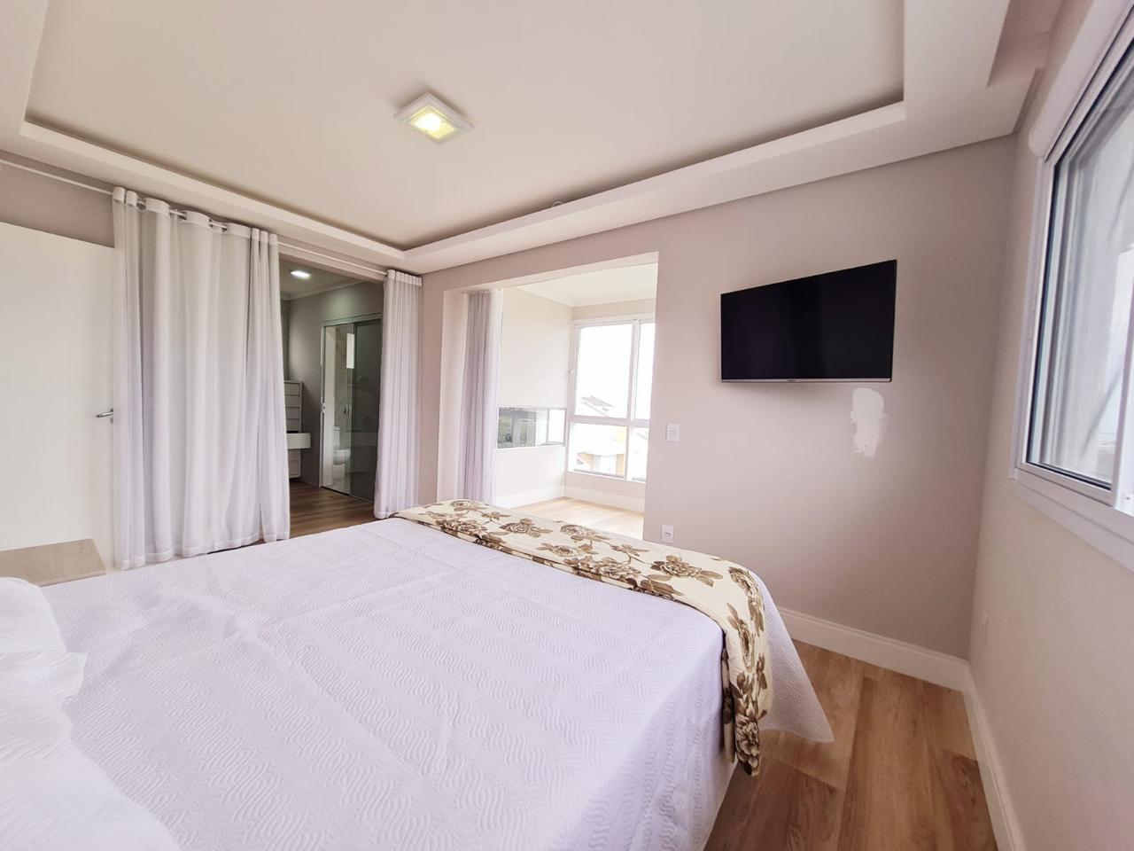 Casa à venda com 3 quartos, 360m² - Foto 8