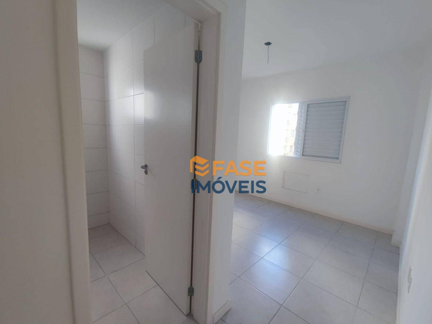 Apartamento à venda com 3 quartos, 79m² - Foto 13