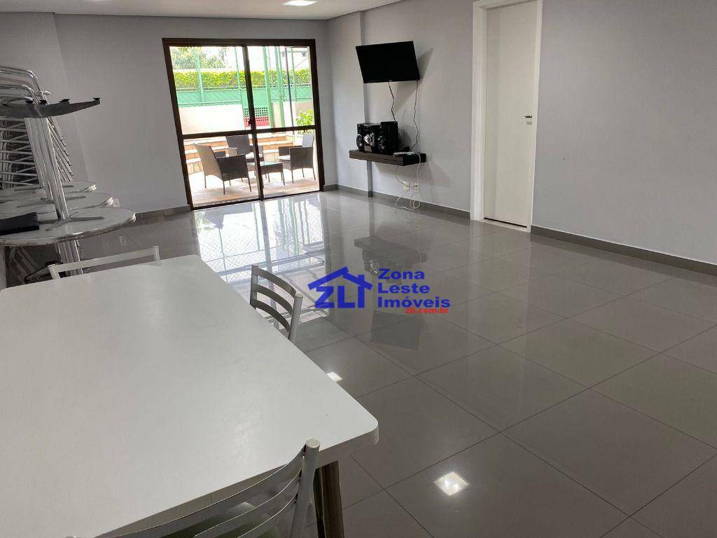 Apartamento à venda com 2 quartos, 60m² - Foto 25