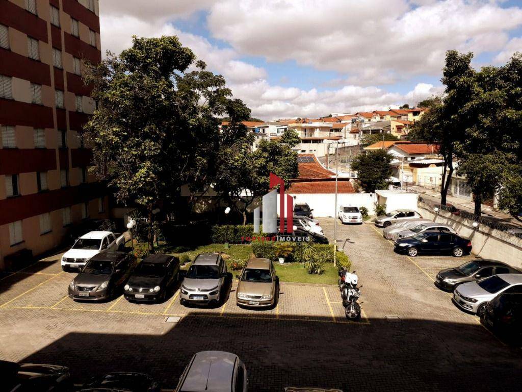 Apartamento à venda com 2 quartos, 40m² - Foto 11