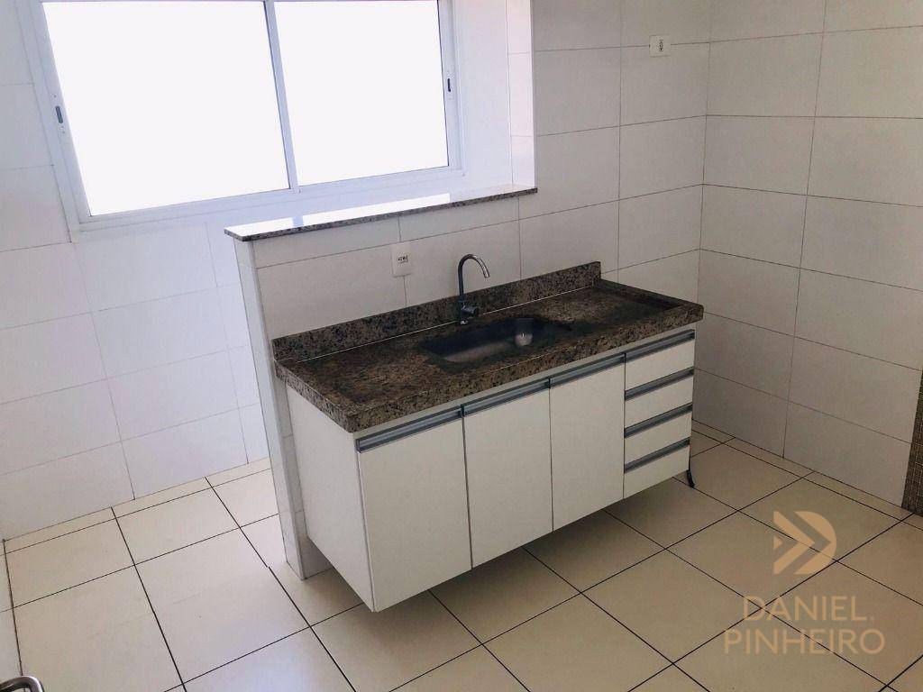 Apartamento à venda com 2 quartos, 80m² - Foto 5