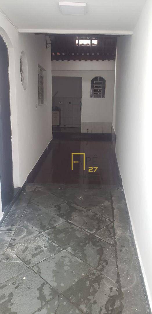 Sobrado à venda e aluguel com 3 quartos, 180m² - Foto 25