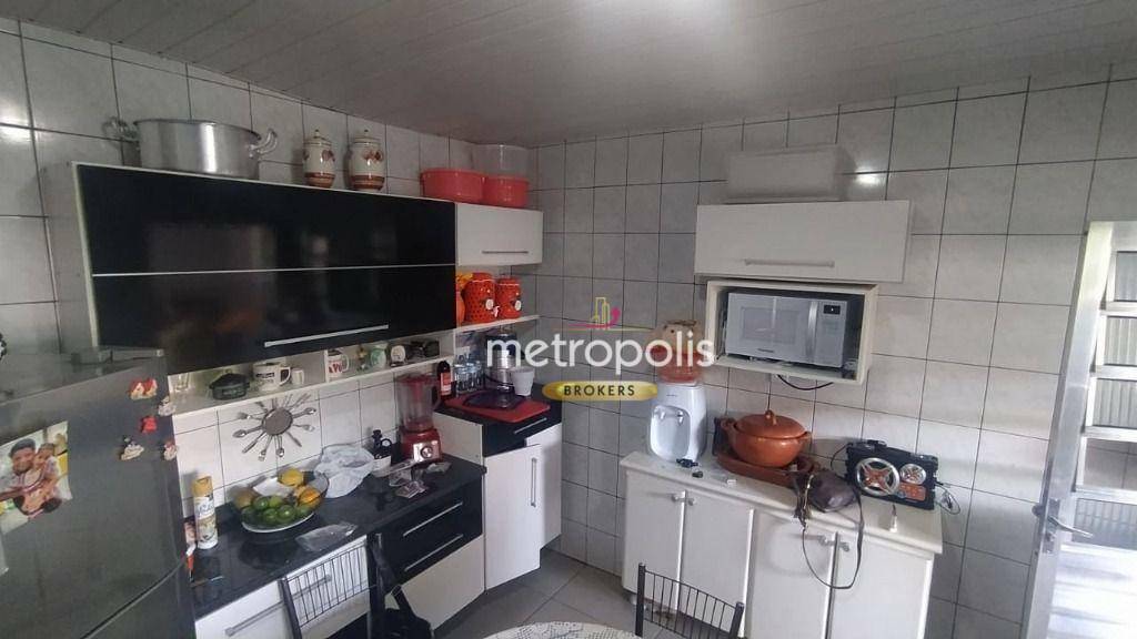 Casa à venda com 2 quartos, 184m² - Foto 1