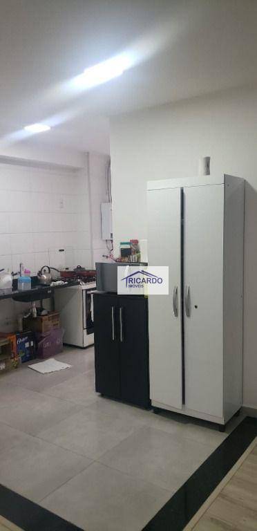 Apartamento à venda com 3 quartos, 81m² - Foto 6