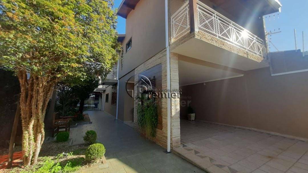 Casa à venda com 3 quartos, 210m² - Foto 5