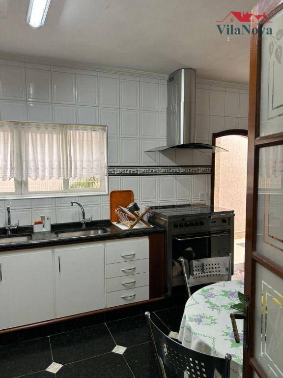 Casa à venda com 5 quartos, 600m² - Foto 9