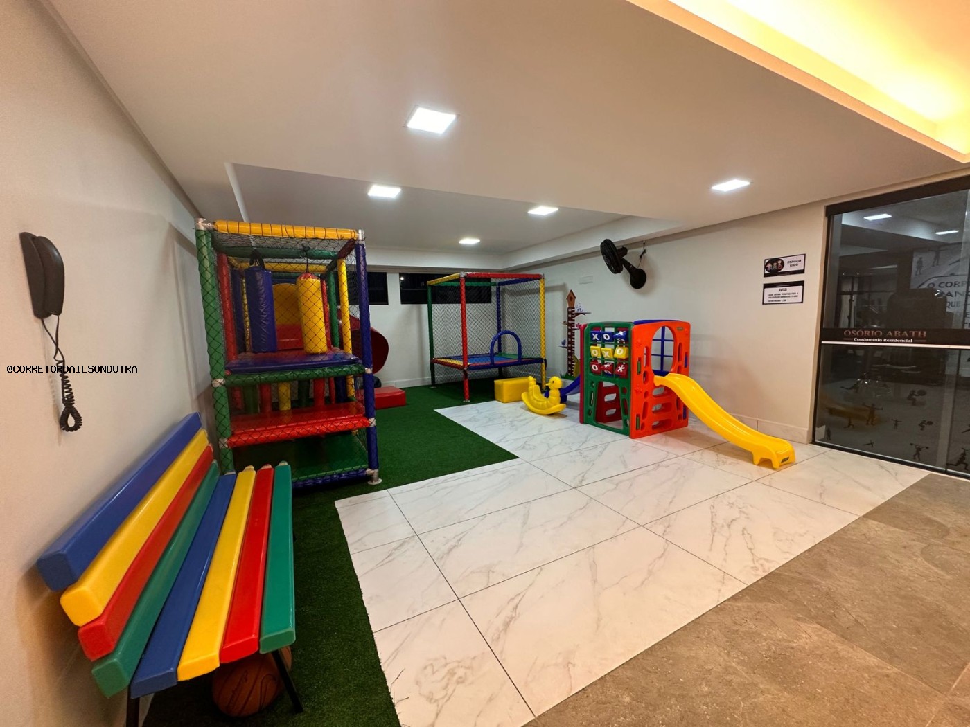 Apartamento à venda com 4 quartos, 153m² - Foto 37
