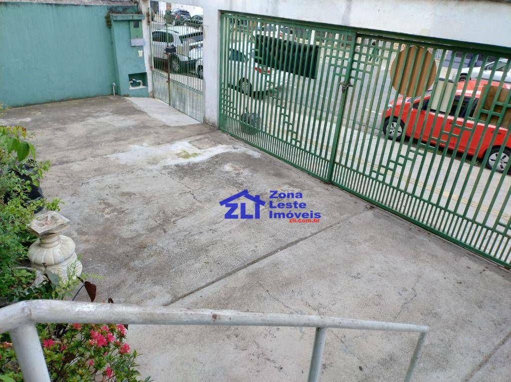 Sobrado à venda e aluguel com 4 quartos, 140m² - Foto 2