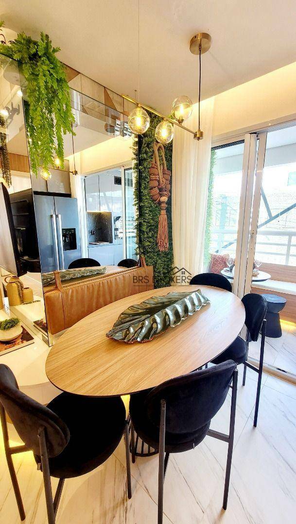 Apartamento à venda com 2 quartos, 40m² - Foto 4