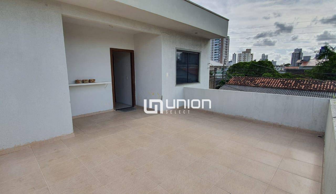 Casa à venda com 4 quartos, 250m² - Foto 24