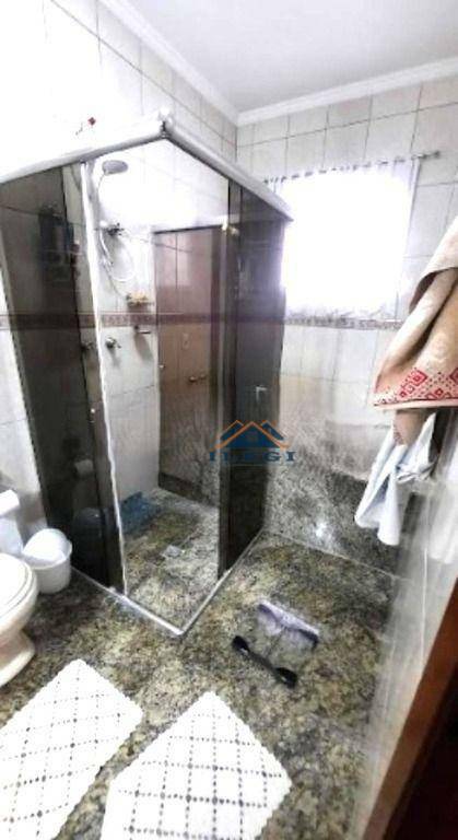 Casa de Condomínio à venda com 4 quartos, 302m² - Foto 22