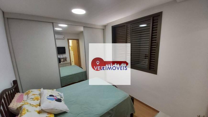 Apartamento à venda com 4 quartos, 163m² - Foto 2