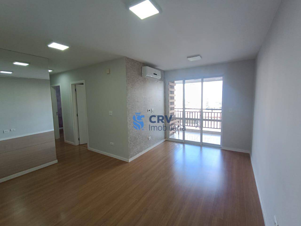 Apartamento à venda com 3 quartos, 77m² - Foto 1