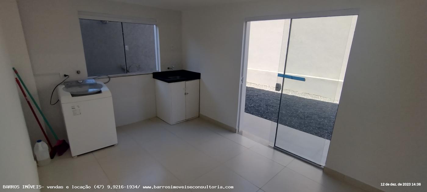 Sobrado à venda com 5 quartos, 300m² - Foto 14