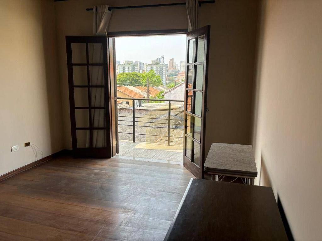 Casa para alugar com 2 quartos, 180m² - Foto 22