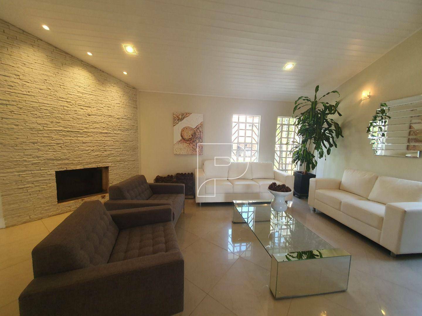 Casa de Condomínio para alugar com 4 quartos, 500m² - Foto 4