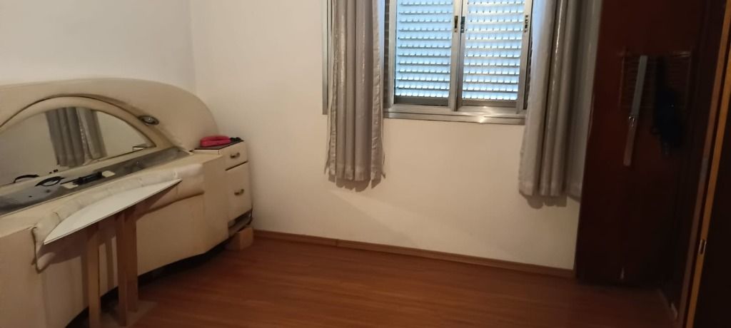 Sobrado à venda com 4 quartos, 323m² - Foto 30