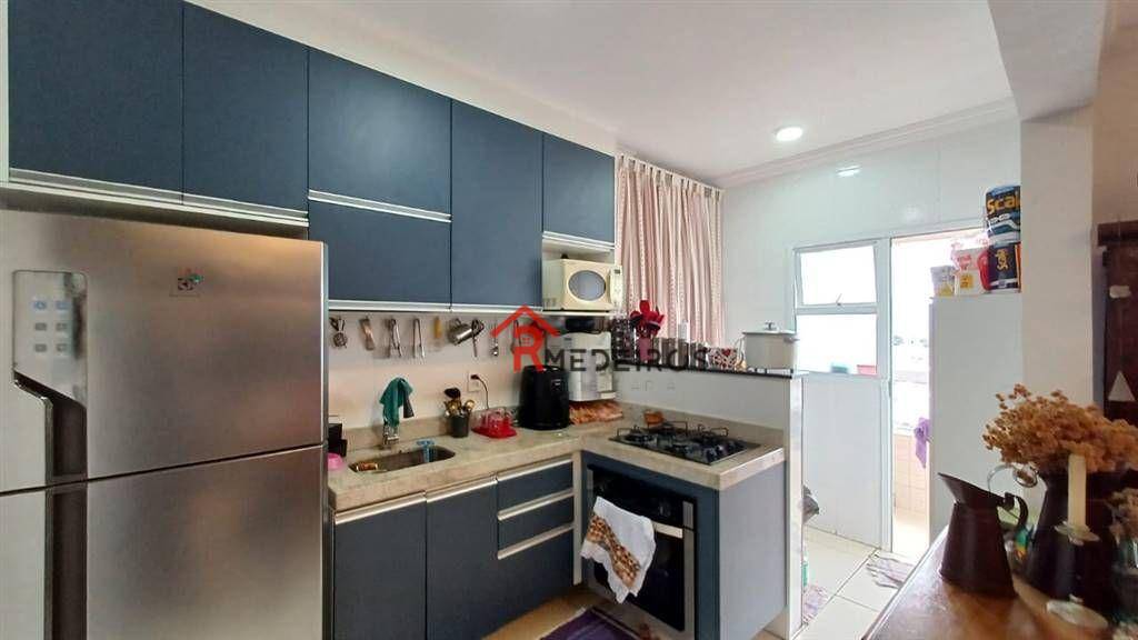 Apartamento à venda com 2 quartos, 66m² - Foto 6