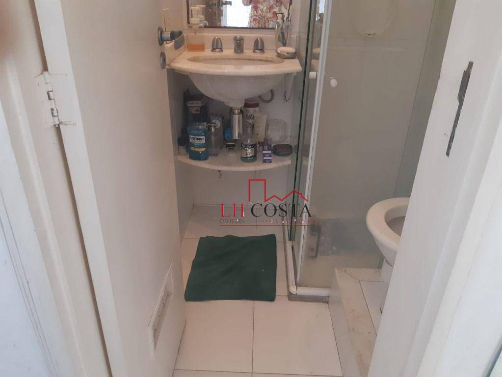 Apartamento à venda com 2 quartos, 70m² - Foto 18