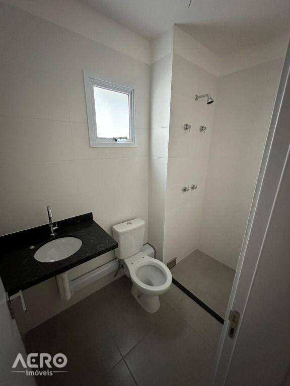 Apartamento à venda com 3 quartos, 68m² - Foto 11