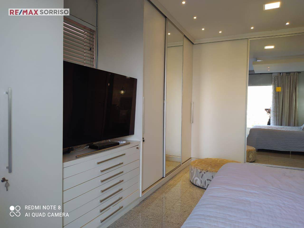 Sobrado à venda com 4 quartos, 375m² - Foto 10