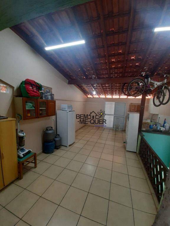 Sobrado à venda com 3 quartos, 200m² - Foto 22