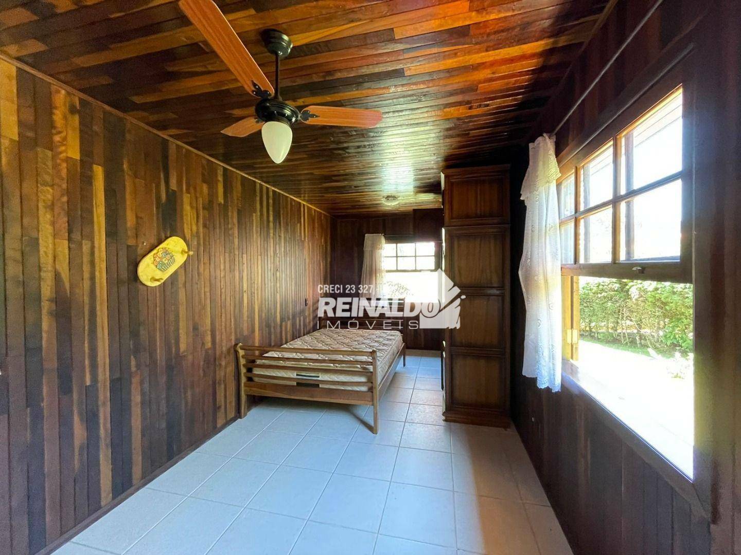 Casa de Condomínio à venda com 5 quartos, 314m² - Foto 4