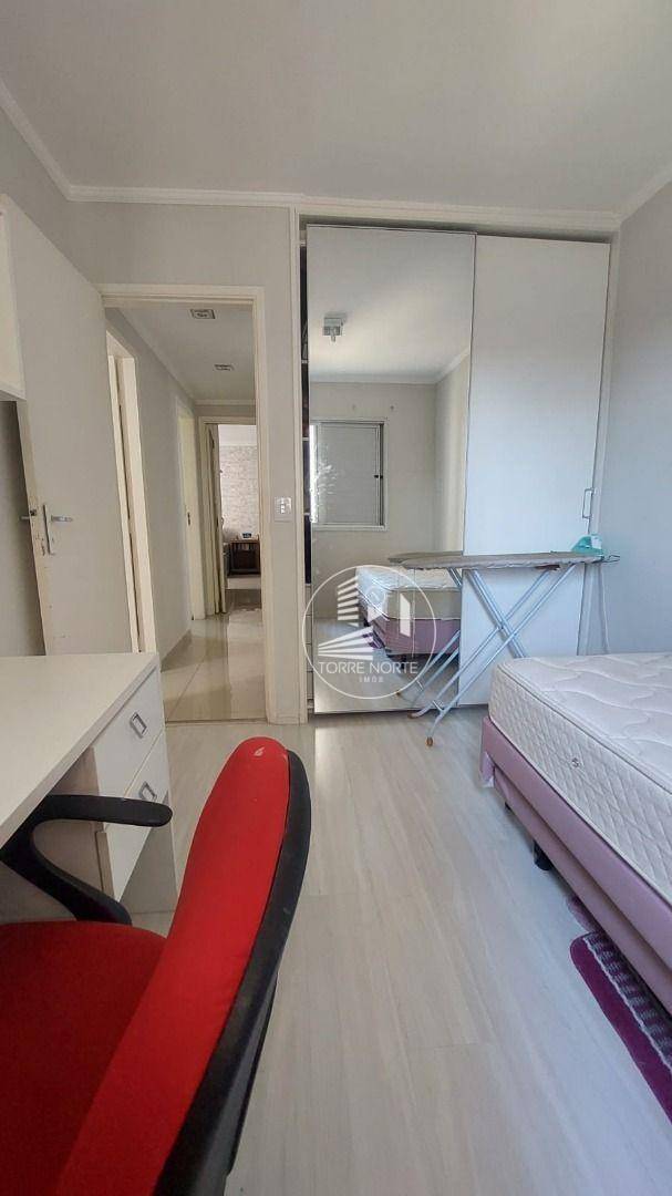 Apartamento à venda com 3 quartos, 81m² - Foto 13