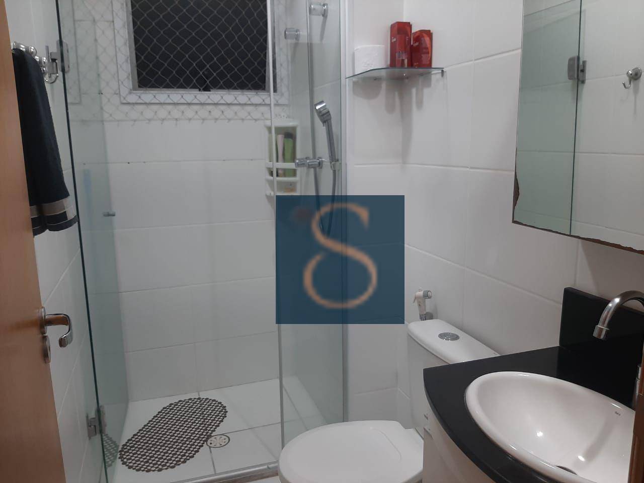 Apartamento à venda com 2 quartos, 70m² - Foto 3