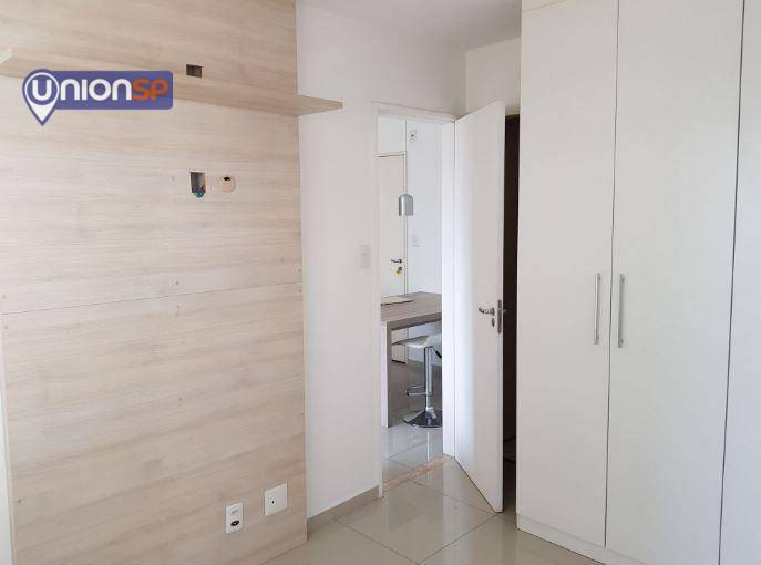 Apartamento à venda com 1 quarto, 40m² - Foto 6