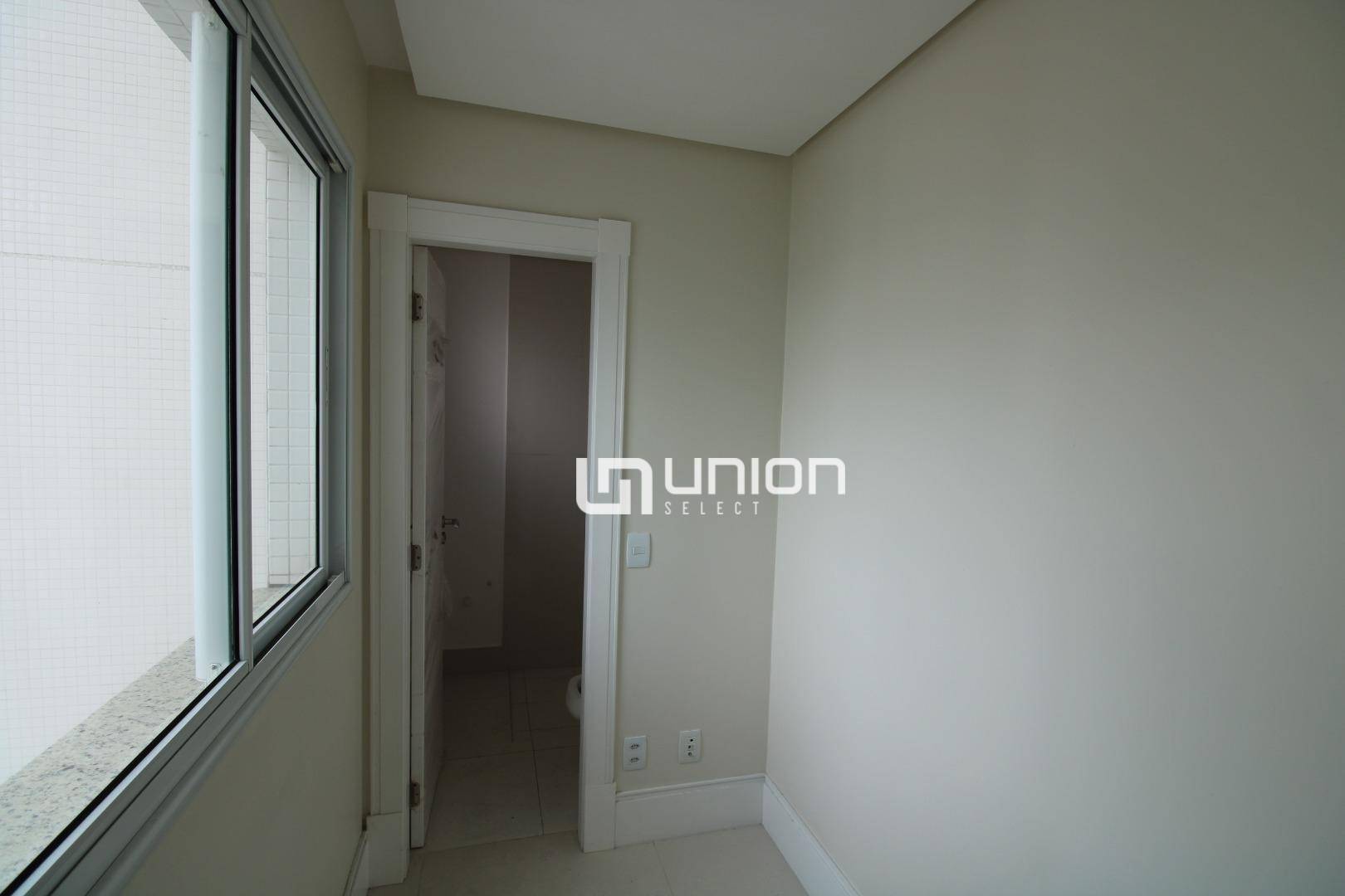 Apartamento à venda com 4 quartos, 233m² - Foto 14