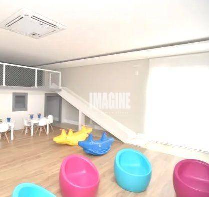 Apartamento à venda com 2 quartos, 83m² - Foto 25