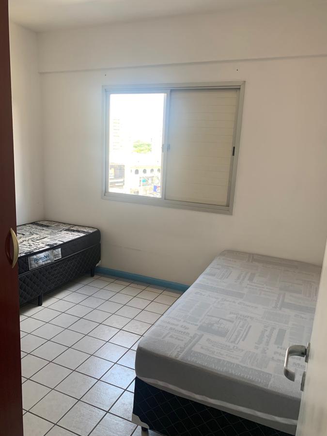 Apartamento para alugar com 1 quarto, 42m² - Foto 10