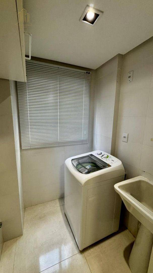 Apartamento à venda com 1 quarto, 43m² - Foto 2