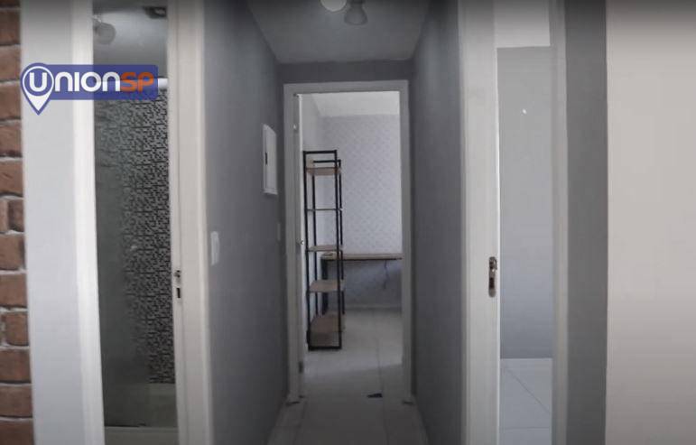 Apartamento à venda com 2 quartos, 60m² - Foto 9