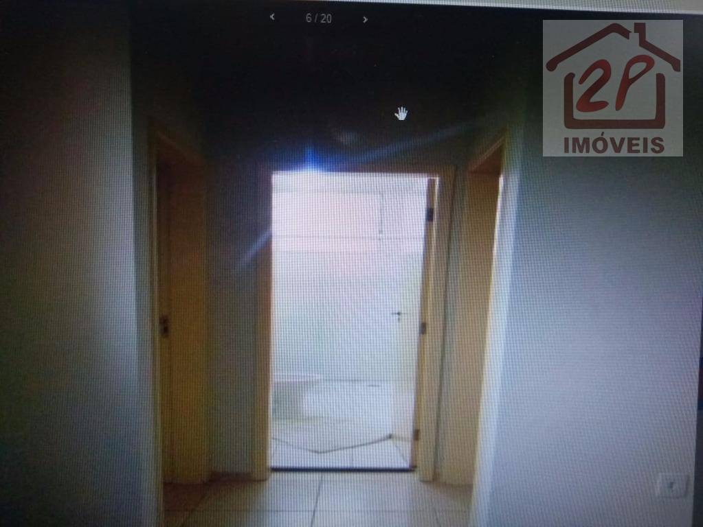 Apartamento à venda com 2 quartos, 45m² - Foto 11