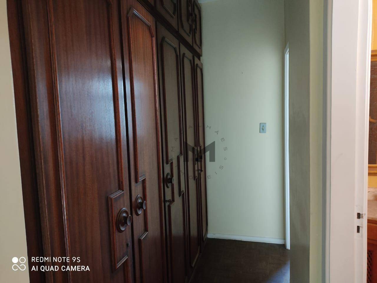 Apartamento à venda com 4 quartos, 140m² - Foto 11