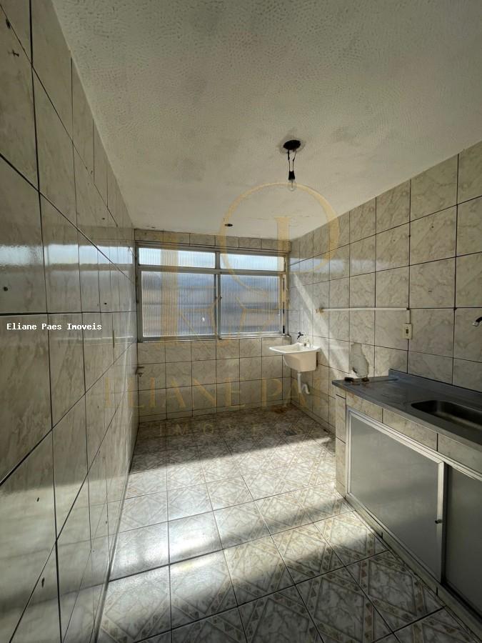 Apartamento à venda com 2 quartos, 80m² - Foto 4