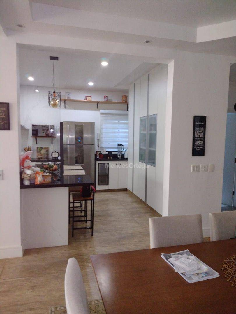 Casa à venda e aluguel com 3 quartos, 306m² - Foto 32