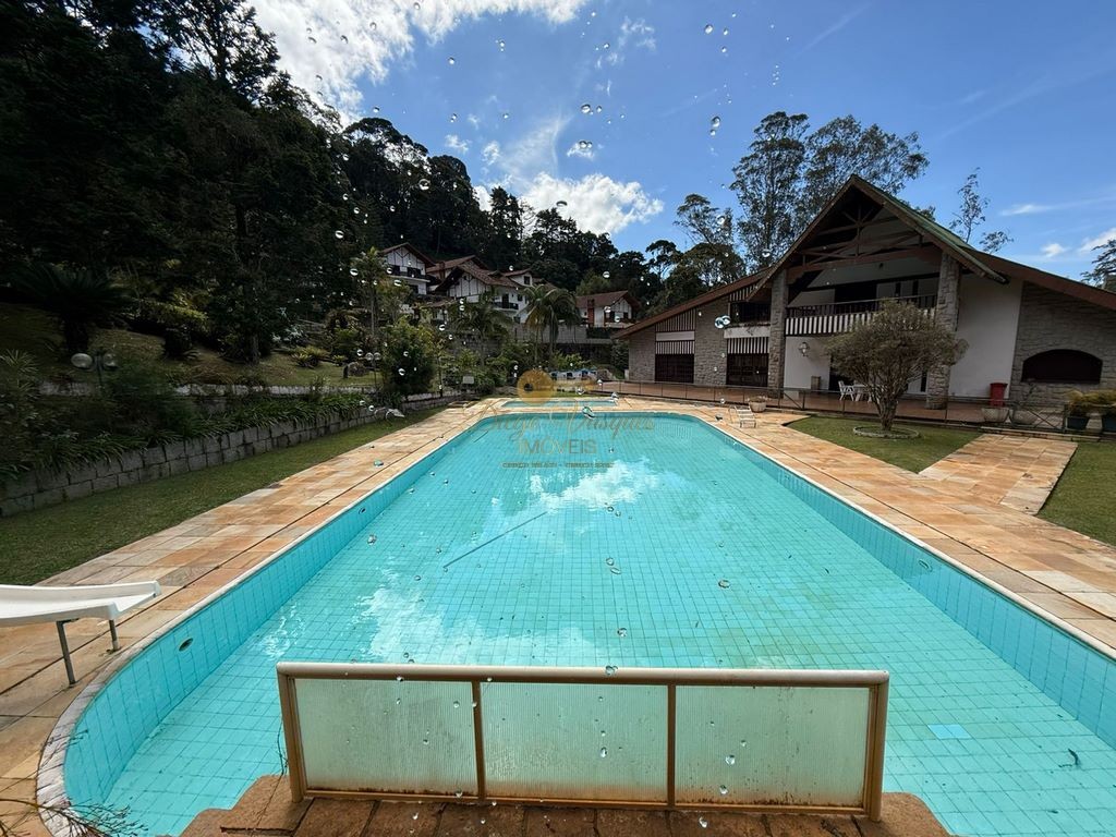 Casa de Condomínio à venda com 3 quartos, 320m² - Foto 32