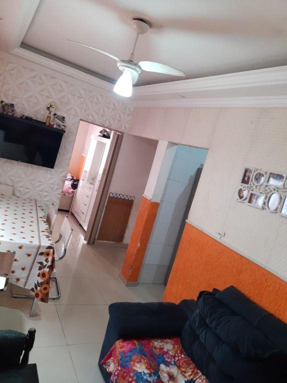 Apartamento à venda com 2 quartos, 60m² - Foto 3