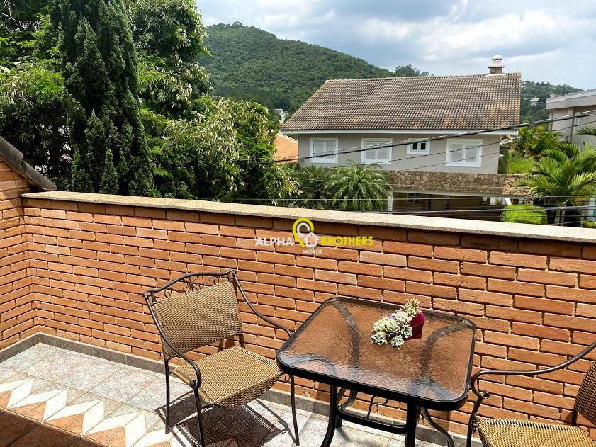 Casa de Condomínio à venda com 3 quartos, 371m² - Foto 17