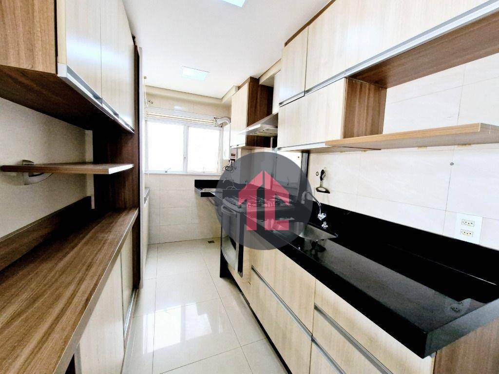 Apartamento à venda com 3 quartos, 75m² - Foto 8